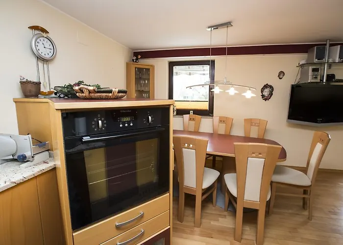 Semesterbostad House Klemencic